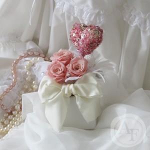 結婚記念日25周年 銀婚式のギフト・プレゼント プリザーブドフラワー lovely　heart　ラブリーハート