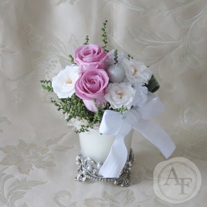 結婚記念日30周年 真珠婚式のギフト・プレゼント プリザーブドフラワー amoroso アモローソ